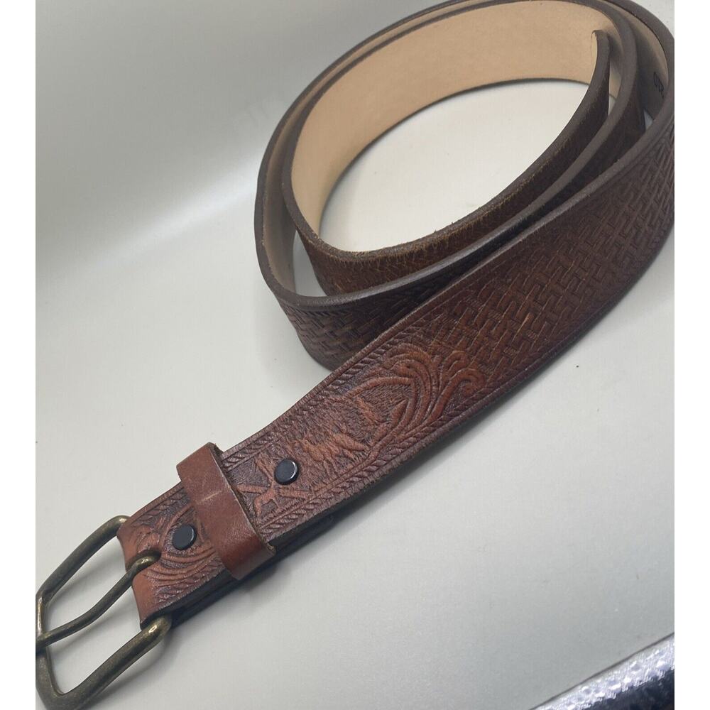 Top Grain Cowhide Brown Hunting scene Western Belt Made in Texas USA 44/110